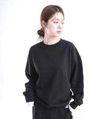 ESSENTIAL SWEATSHIRT